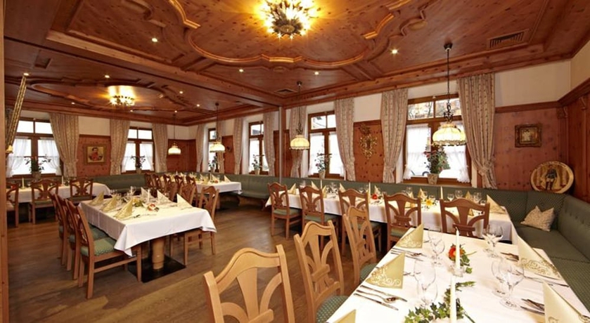 Imagen del bar/restaurante del Hotel Schatten. Foto 6