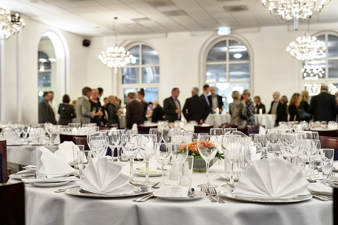 Imagen de los interiores del Hotel Schaumburg. Foto 13