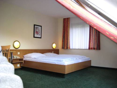 Imagen de la habitación del Hotel Scheid. Foto 5