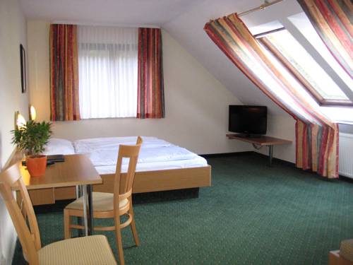 Imagen de la habitación del Hotel Scheid. Foto 16