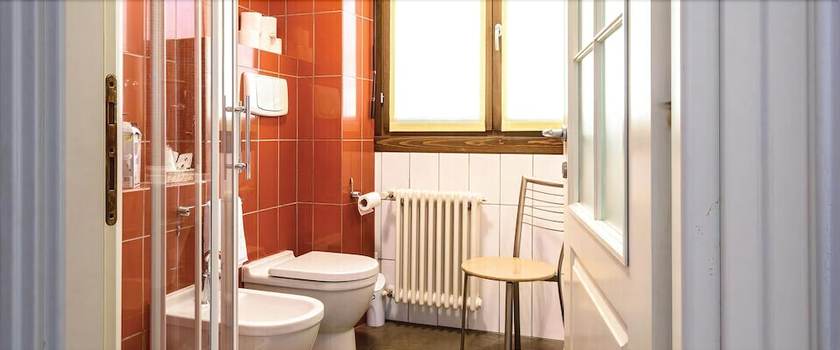 Imagen de la habitación del Hotel Schenatti. Foto 18
