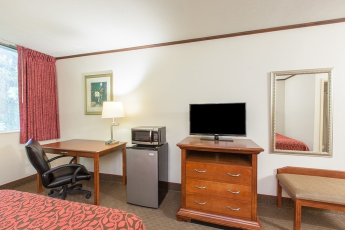 Imagen de la habitación del Hotel Schenectady Inn and Suites. Foto 5