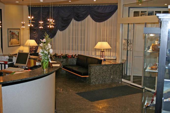 Imagen de los interiores del Hotel Schere. Foto 16