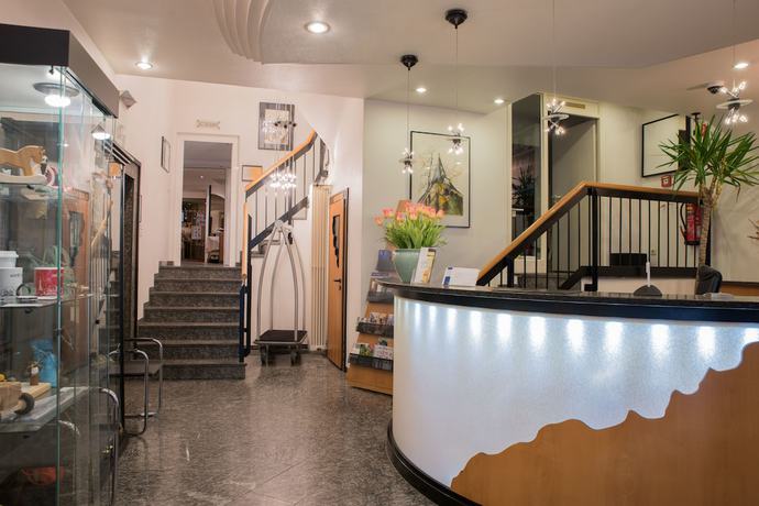 Imagen de los interiores del Hotel Schere. Foto 17