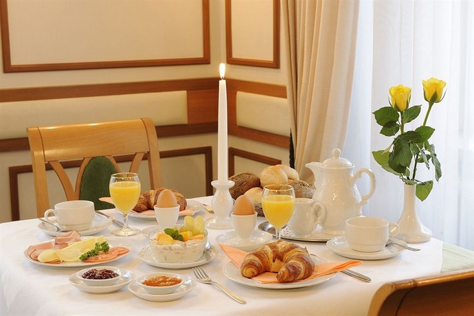 Imagen del bar/restaurante del Hotel Scherer. Foto 3