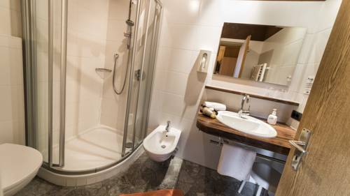 Imagen de la habitación del Hotel Scherer, Valdaora. Foto 12