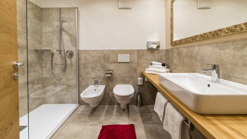 Imagen de la habitación del Hotel Scherer, Valdaora. Foto 14