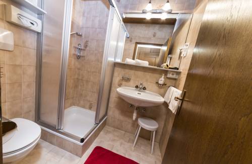 Imagen de la habitación del Hotel Scherer, Valdaora. Foto 15
