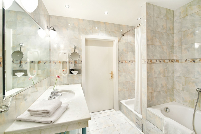 Imagen de la habitación del Hotel Schild. Foto 13