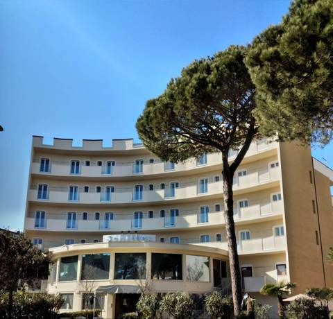 Imagen general del Hotel Schiller, Cervia. Foto 1