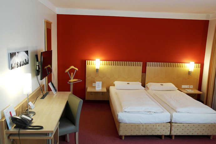 Imagen de la habitación del Hotel Schiller, Olching. Foto 5