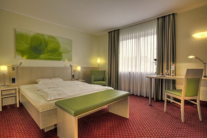 Imagen de la habitación del Hotel Schiller, Olching. Foto 15