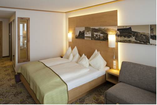 Imagen de la habitación del Hotel Schillerkopf Alpinresort. Foto 13