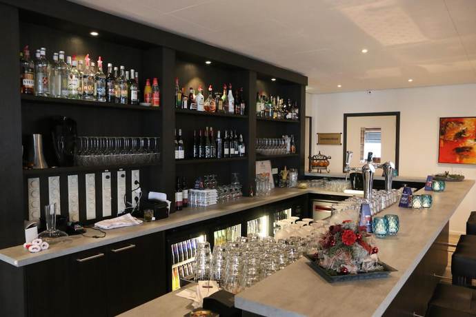 Imagen del bar/restaurante del Hotel Schimmel. Foto 6