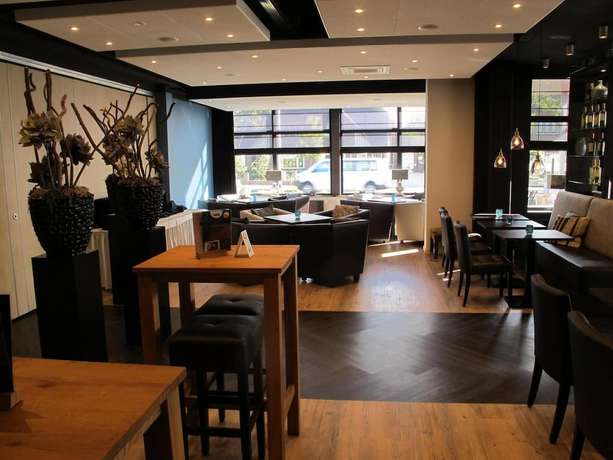 Imagen del bar/restaurante del Hotel Schimmel. Foto 11