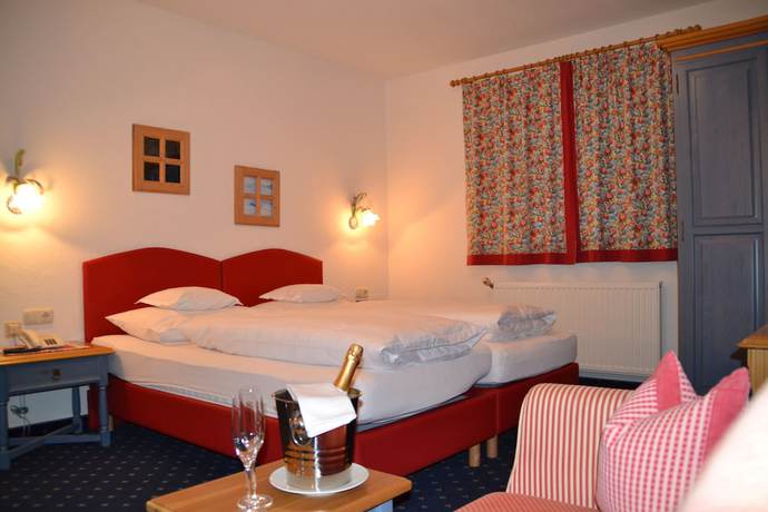 Imagen de la habitación del Hotel Schindler. Foto 8