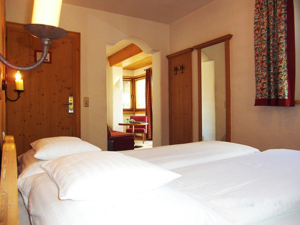 Imagen de la habitación del Hotel Schindler. Foto 15