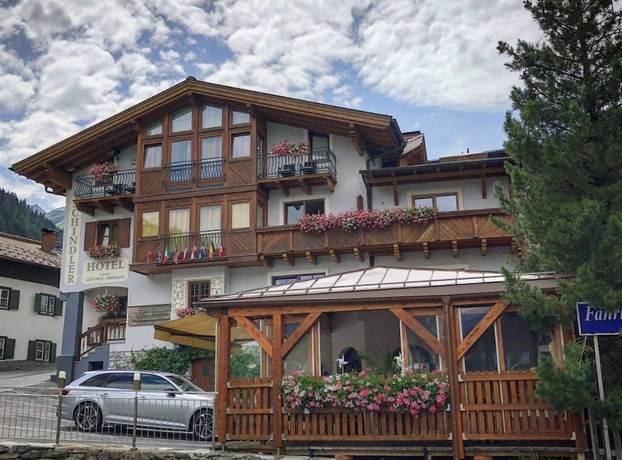 Imagen general del Hotel Schindler. Foto 1
