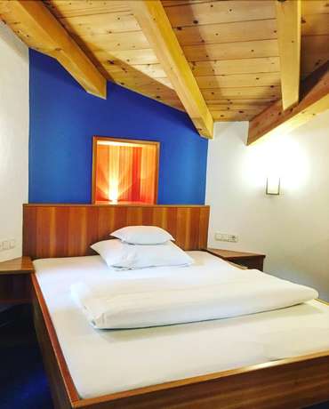 Imagen de la habitación del Hotel Schindler. Foto 19