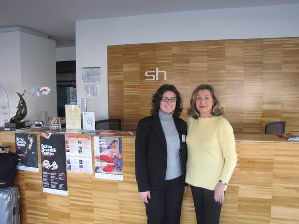 Imagen de los interiores del Hotel Schio. Foto 18