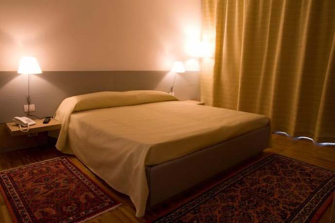 Imagen de la habitación del Hotel Schio. Foto 13