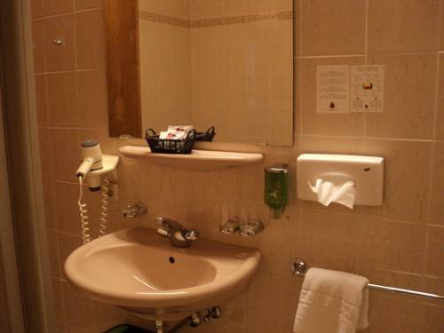 Imagen de la habitación del Hotel Schlank Schlemmer K&uuml;rschner. Foto 5