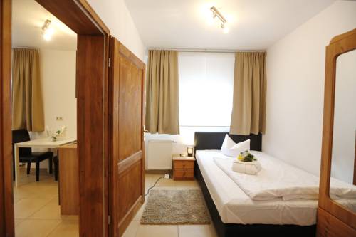 Imagen de la habitación del Hotel Schlemmer. Foto 3