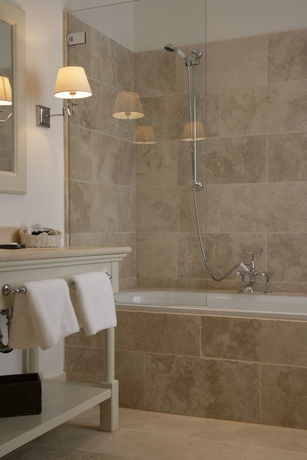 Imagen de la habitación del Hotel Schloss Auel. Foto 17