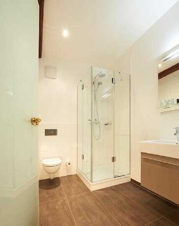 Imagen de la habitación del Hotel Schloss Burgbrohl. Foto 14