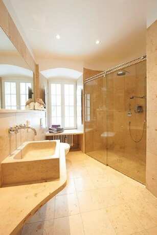 Imagen de la habitación del Hotel Schloss Burgbrohl. Foto 20