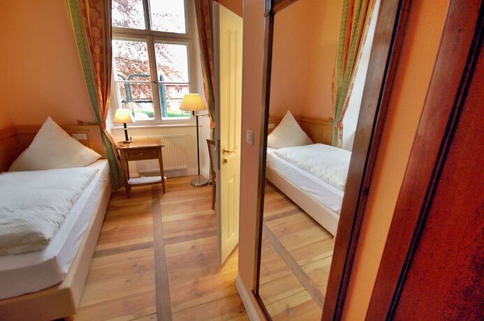 Imagen general del Hotel Schloss Burgellern. Foto 3
