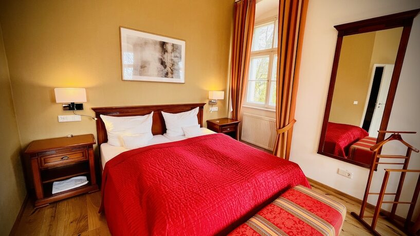 Imagen general del Hotel Schloss Burgellern. Foto 10