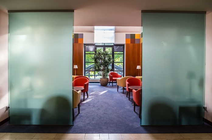 Imagen de los interiores del Hotel Schloss Eckberg. Foto 16