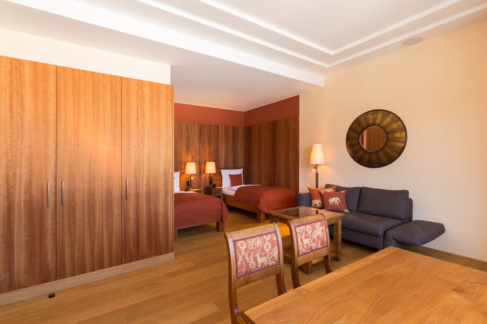 Imagen de la habitación del Hotel Schloss Elmau. Foto 3