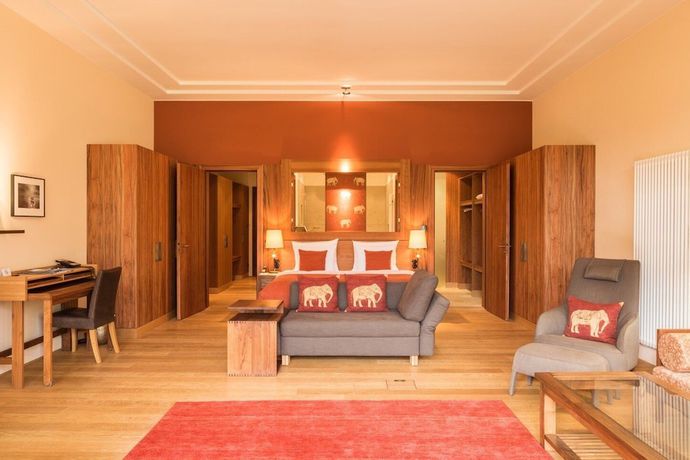 Imagen de la habitación del Hotel Schloss Elmau. Foto 15