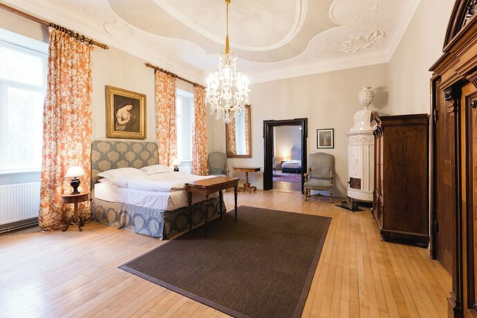 Imagen de la habitación del Hotel Schloss Ernegg. Foto 13