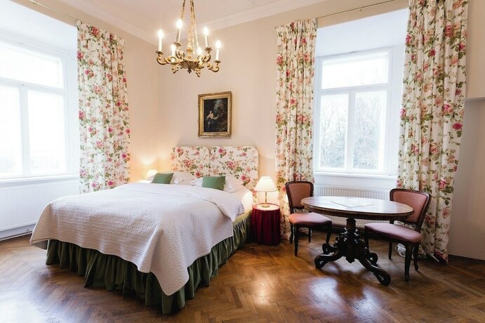 Imagen de la habitación del Hotel Schloss Ernegg. Foto 20