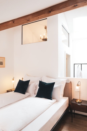Imagen de la habitación del Hotel Schloss Freudenstein. Foto 6