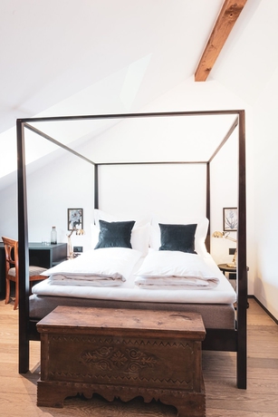 Imagen de la habitación del Hotel Schloss Freudenstein. Foto 19