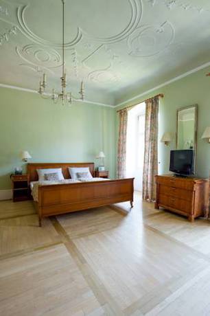 Imagen de la habitación del Hotel Schloss Heinsheim. Foto 16