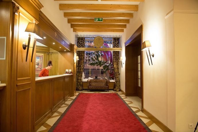 Imagen de los interiores del Hotel Schloss Hotel And Spa Pontresina. Foto 18