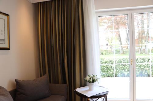 Imagen de la habitación del Hotel Schloss Kurhotel Strobl. Foto 4