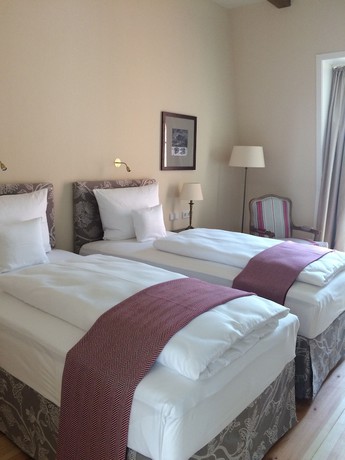 Imagen de la habitación del Hotel Schloss Leitheim. Foto 8