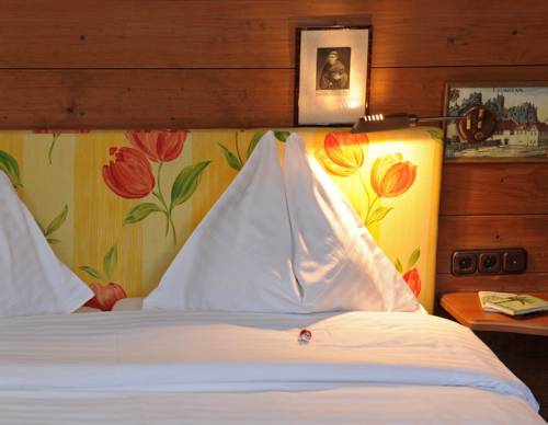 Imagen de la habitación del Hotel Schloss Leonstain. Foto 15