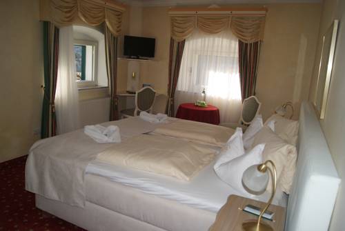 Imagen de la habitación del Hotel Schloss Lerchenhof. Foto 5