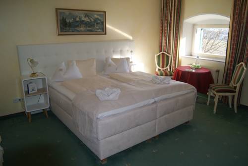 Imagen de la habitación del Hotel Schloss Lerchenhof. Foto 9