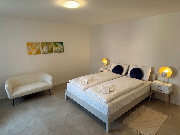 Imagen de la habitación del Hotel Schloss Locarno. Foto 16