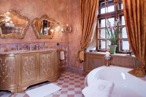 Imagen de la habitación del Hotel Schloss Matzen. Foto 5