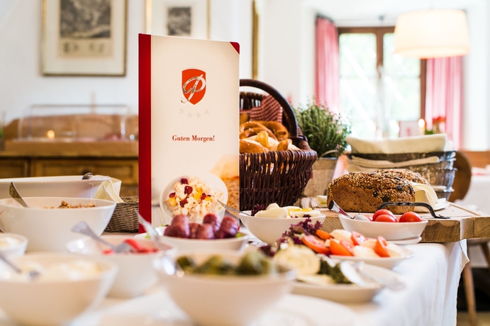 Imagen del bar/restaurante del Hotel Schloss Prielau. Foto 6