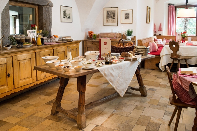 Imagen del bar/restaurante del Hotel Schloss Prielau. Foto 7